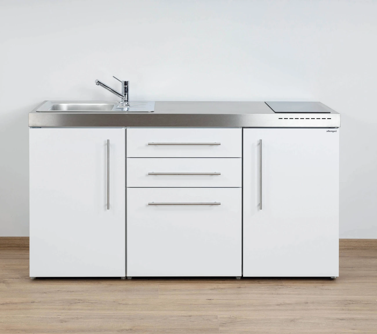 M 160 US White