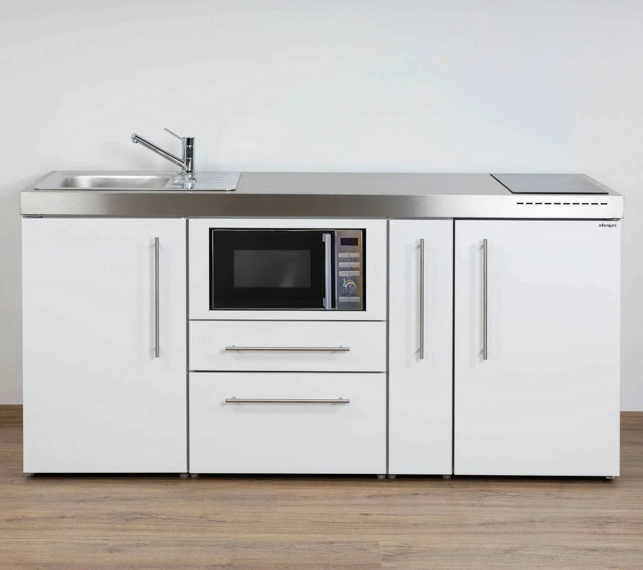 M 180 MSsMos White